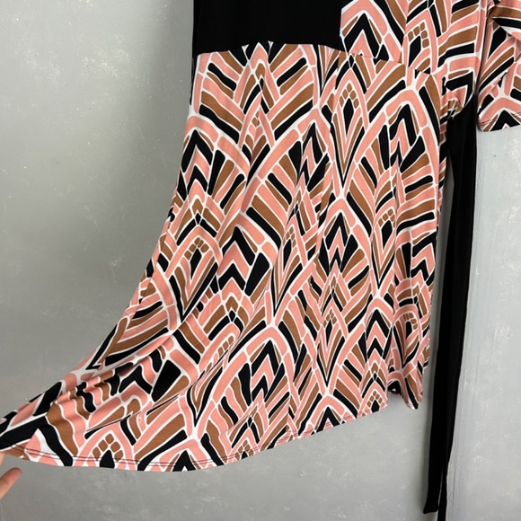 Bob Mackie plus size 1X faux wrap dress 3/4 sleeve stretch knit black geometric - Picture 9 of 14